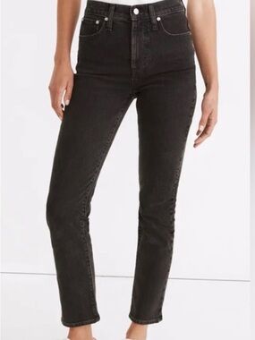 Madewell Low-Rise Straight-Leg Jeans - Black